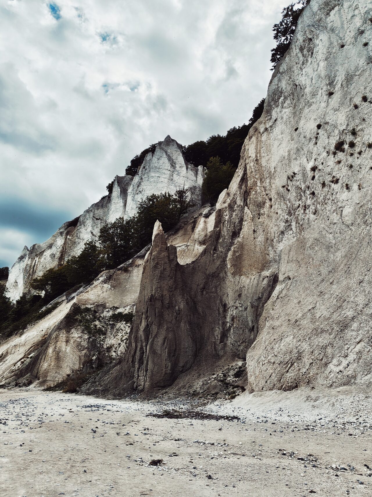 White sandstone cliffs