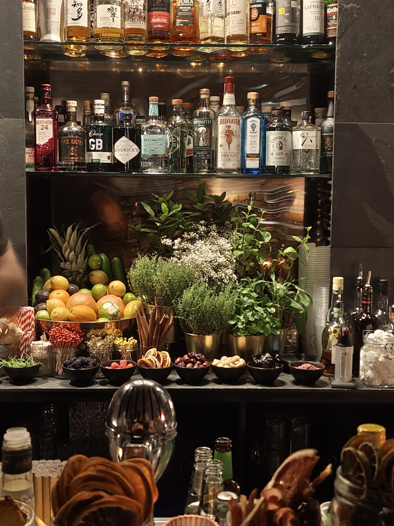 Zephyr Bar Spice arrangement